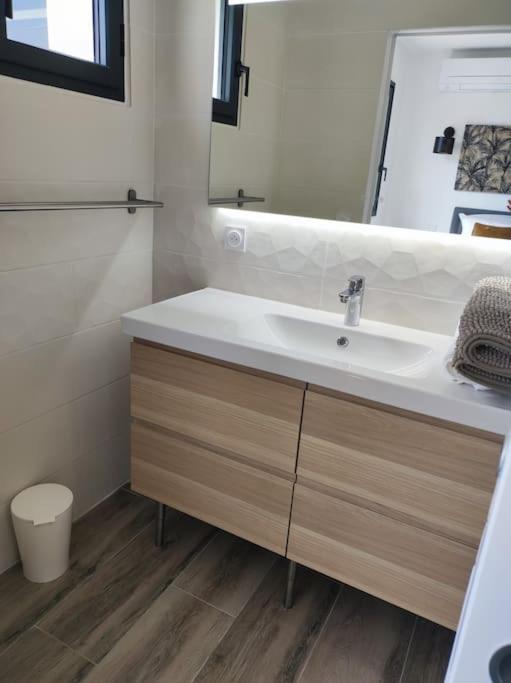 Joli Havre De Paix Villa Prades-le-Lez Exteriör bild